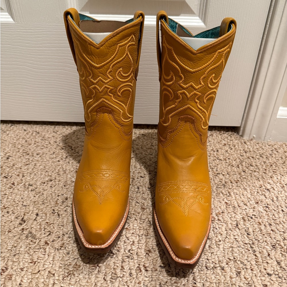Corral Mustard Embroidery ankle boot
